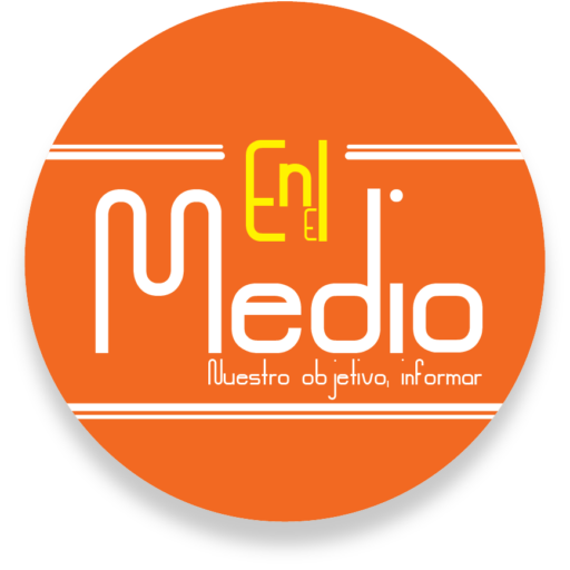 En el Medio de los Medios
